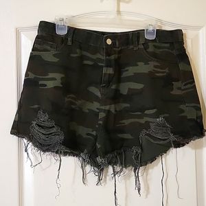 Shein short camo shorts